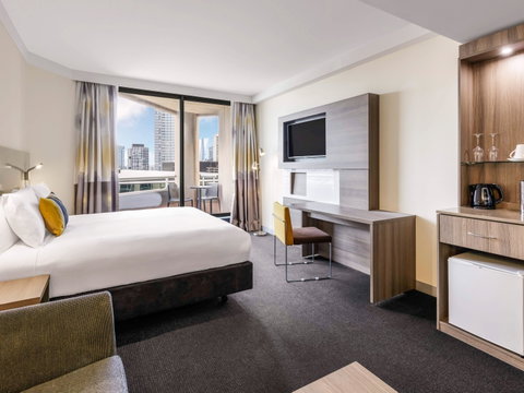 Novotel Sydney Central - Holiday Cairns 2