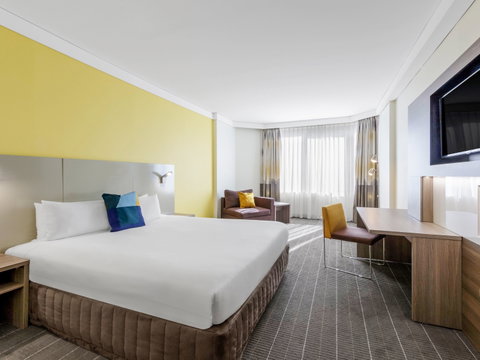 Novotel Sydney Central - Holiday Cairns 3