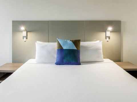 Novotel Sydney Central - Holiday Cairns 4
