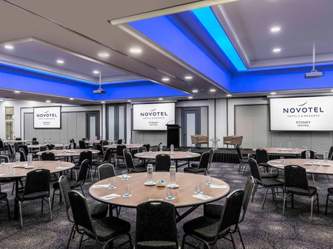 Novotel Sydney Central - Holiday Cairns 7