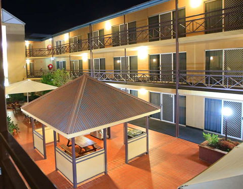 Aurora Alice Springs - Holiday Cairns 4