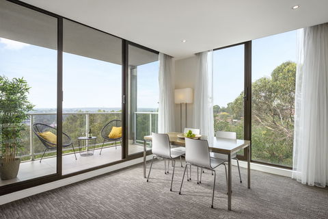 Quest Ivanhoe - Holiday Cairns 8