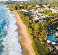 Nautilus Beachfront Villas  Spa - Holiday Cairns