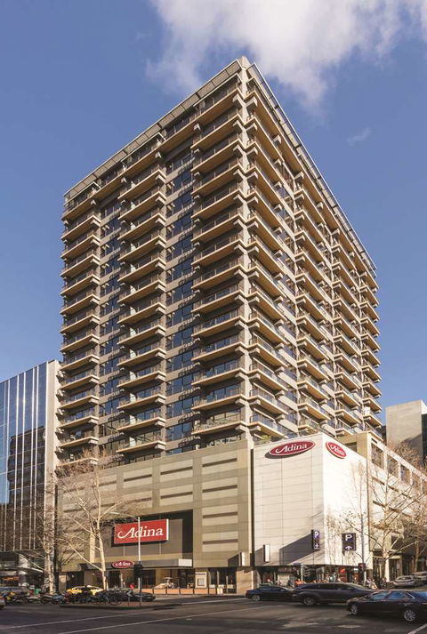Adina Apartment Hotel Melbourne - Holiday Cairns 2