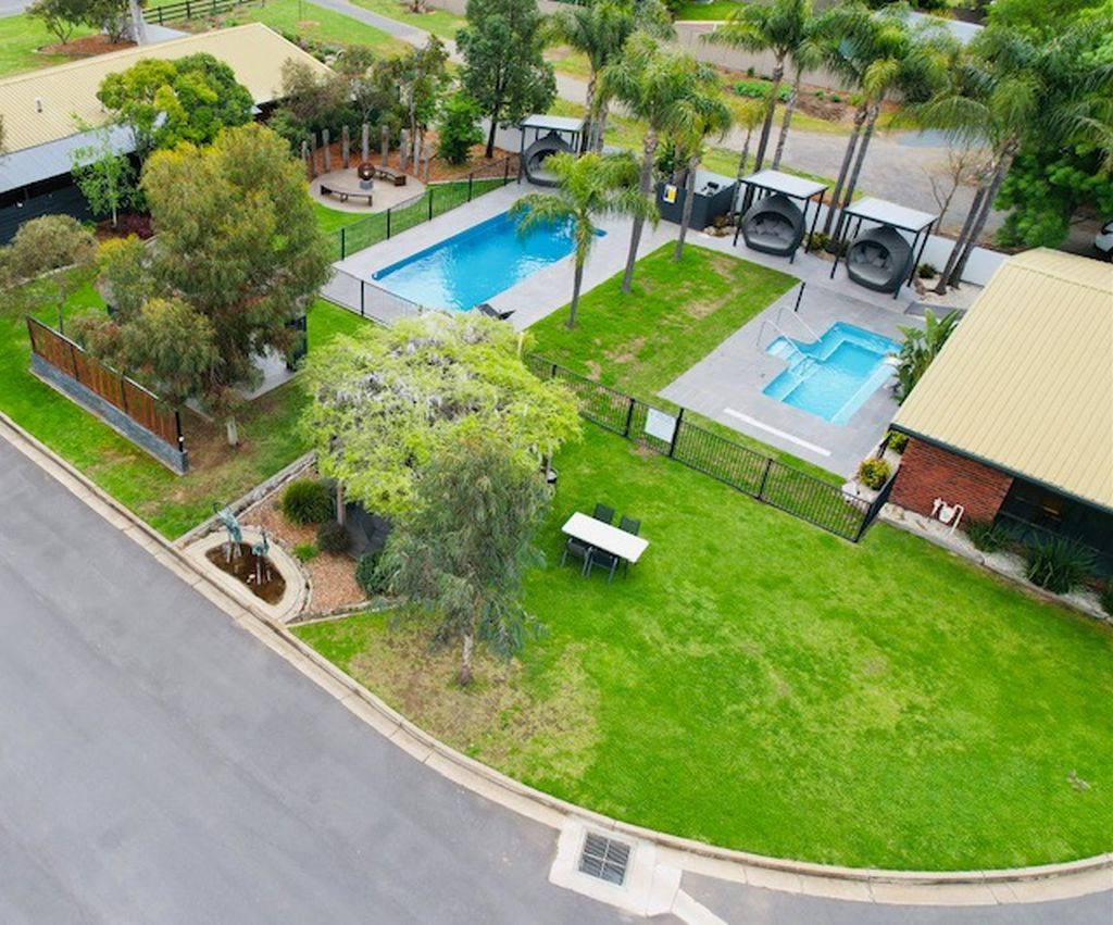Corowa NSW Holiday Cairns