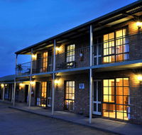 Statesman Motor Inn - Holiday Cairns