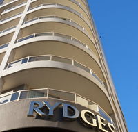 Rydges Cronulla Beach - Holiday Cairns