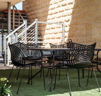 Kobbers Motor Inn - Holiday Cairns