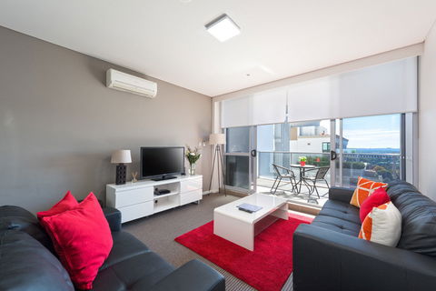 Astra Apartments North Sydney - Holiday Cairns 2