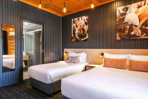 Macquarie Inn - Holiday Cairns 2