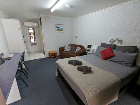 Abajaz Motor Inn - Holiday Cairns 0