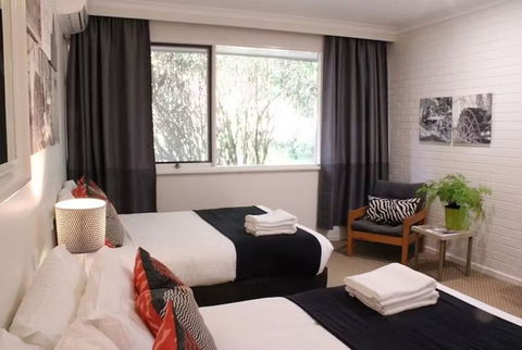 Prom Country Lodge - Holiday Cairns 1