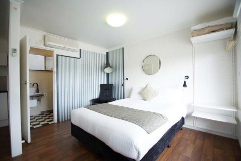 Siesta Central Apartments - Holiday Cairns 0