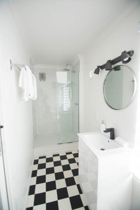 Siesta Central Apartments - Holiday Cairns 1