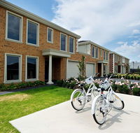 Mansi on Raymond - Holiday Cairns