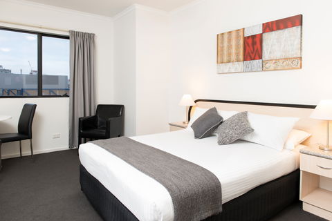 Adelaide Riviera Hotel - Holiday Cairns 2