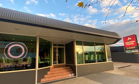 Ashton Townhouse Motel & Suites Tumut - Holiday Cairns 0