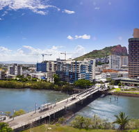 Hotel Grand Chancellor Townsville - Holiday Cairns