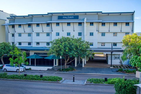 The Palmer Collective - Holiday Cairns 1