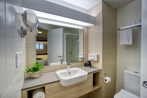 The Palmer Collective - Holiday Cairns 7