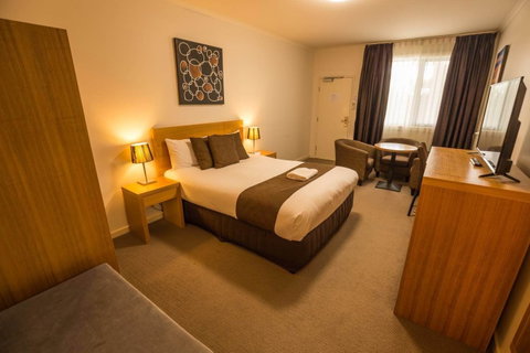 Bairnsdale International - Holiday Cairns 7