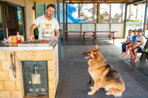 Discovery Parks Bunbury Village - Holiday Cairns 0