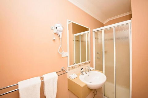 Discovery Parks Bunbury Village - Holiday Cairns 3