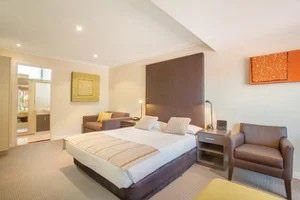 Sovereign Park Motor Inn - Holiday Cairns 4