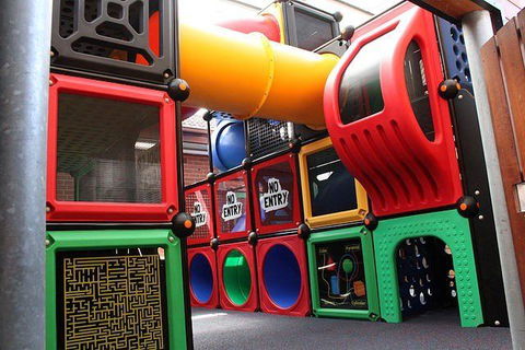 Sovereign Park Motor Inn - Holiday Cairns 15