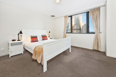 Astra Sydney CBD Pitt Street - Holiday Cairns 4