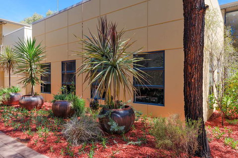 Rydges Kalgoorlie Resort & Spa - Holiday Cairns 2