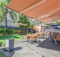 Nightcap at High Flyer Hotel - Holiday Cairns