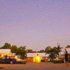 Emerald Maraboon Motor Inn - Holiday Cairns 0
