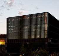 A By Adina Canberra - Holiday Cairns