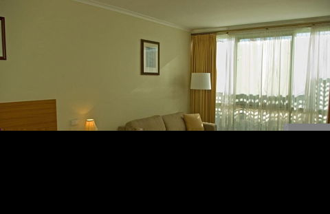 Admiralty Inn - Holiday Cairns 3