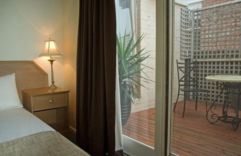 Admiralty Inn - Holiday Cairns 4