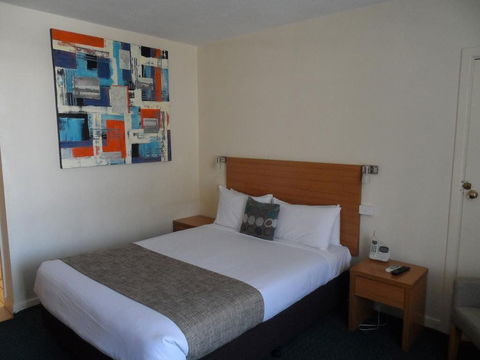 Admiralty Inn - Holiday Cairns 5