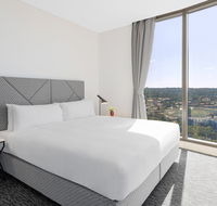 Meriton Suites George St - Holiday Cairns