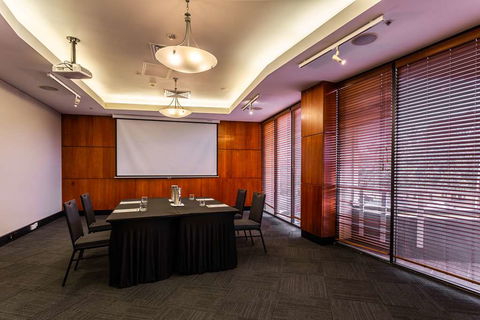 DoubleTree by Hilton Hotel Darwin - Holiday Cairns 12