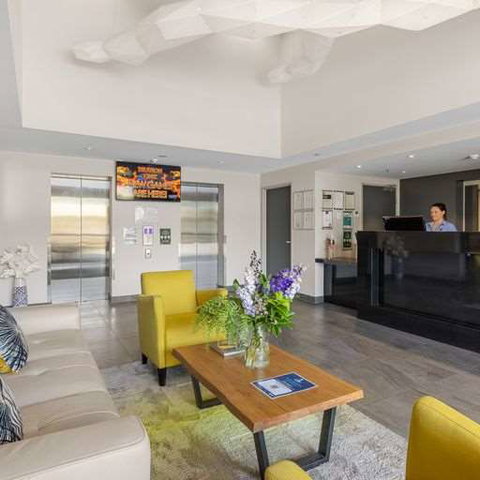 H on Mitchell Apartment Hotel - Holiday Cairns 0