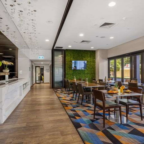 H on Mitchell Apartment Hotel - Holiday Cairns 7