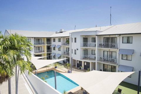 Metro Advance Apartments & Hotel - Holiday Cairns 14