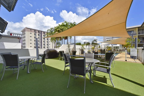 Metro Advance Apartments & Hotel - Holiday Cairns 15