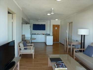 Cullen Bay Resorts - Holiday Cairns 7