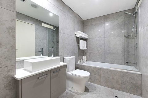 Argus Hotel Darwin - Holiday Cairns 6