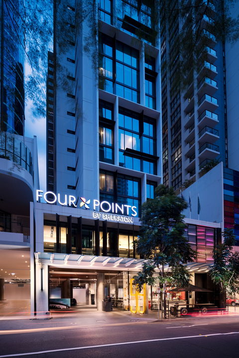 Four Points by Sheraton Brisbane - Holiday Cairns 0