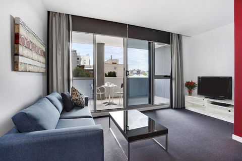 Adara Richmond - Holiday Cairns 0