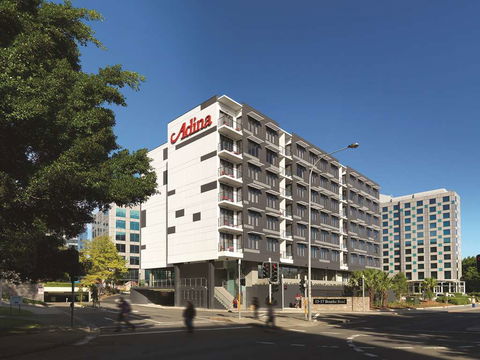 Adina Apartment Hotel Sydney Airport - Holiday Cairns 0