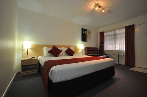 Edinburgh Motor Inn Warragul - Holiday Cairns 2