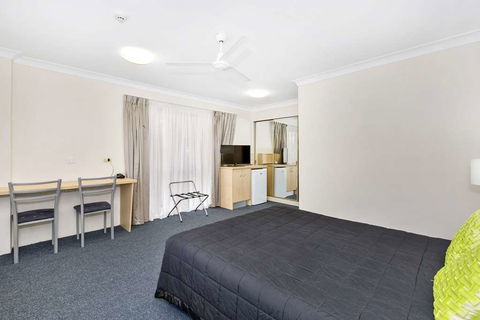 Comfort Inn Centrepoint - Holiday Cairns 2